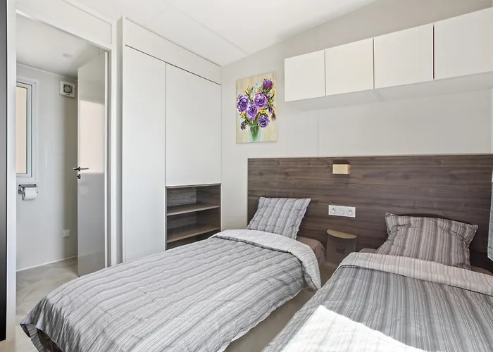 Üdülőpark Avec Terrasse Vue 4*