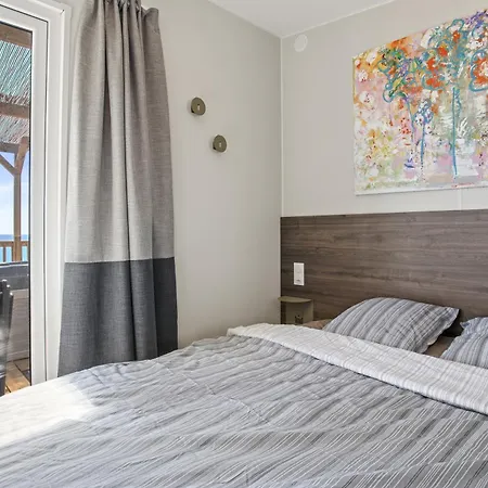 Avec Terrasse Vue Saint-Raphaël